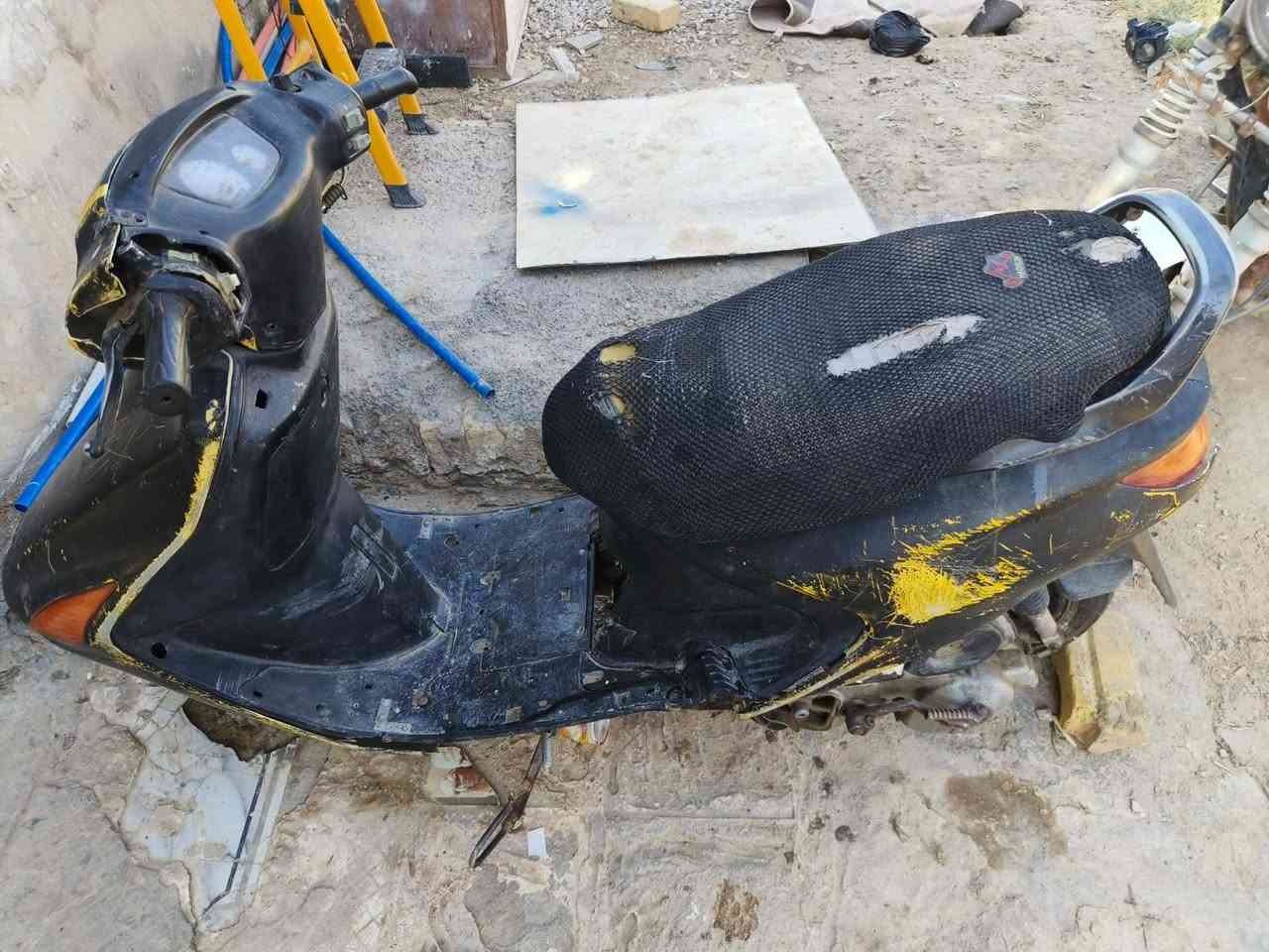 السلام عليكم مكلف بنشر. دراجه فراشه للبيع.  الشطرة حاوي العباس
شغاله.   بس لكفر شوي تعبان للتواصل ع الرقم ***********
السعر ٢٢٥ وبيه مجال
