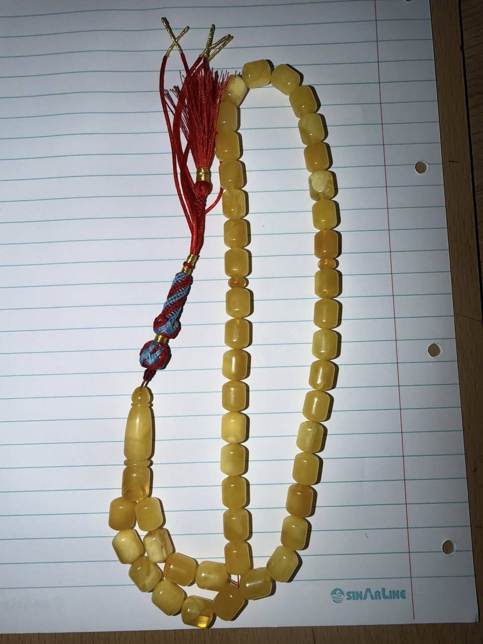 السلام عليكم
مسبحه من الكهرب البولوني الطبيعي السوبر بدايه تغليف الوزن 44 غرام عدد الحبات 45 حبه 

قياس الحبات 12.9*10.9

الكصه برميليه او كويتيه

المسبحه بالواقع جداً حلوه وبيها حبات منوصفه

السعر 8 دولار للغرام الواحد وبيها مجال

وتوصيل عندي مجاني لكل محافضات العراق

للعلم الكركوشه الي عليها حياكه يدويه بالكامل

للتواصل :***********
