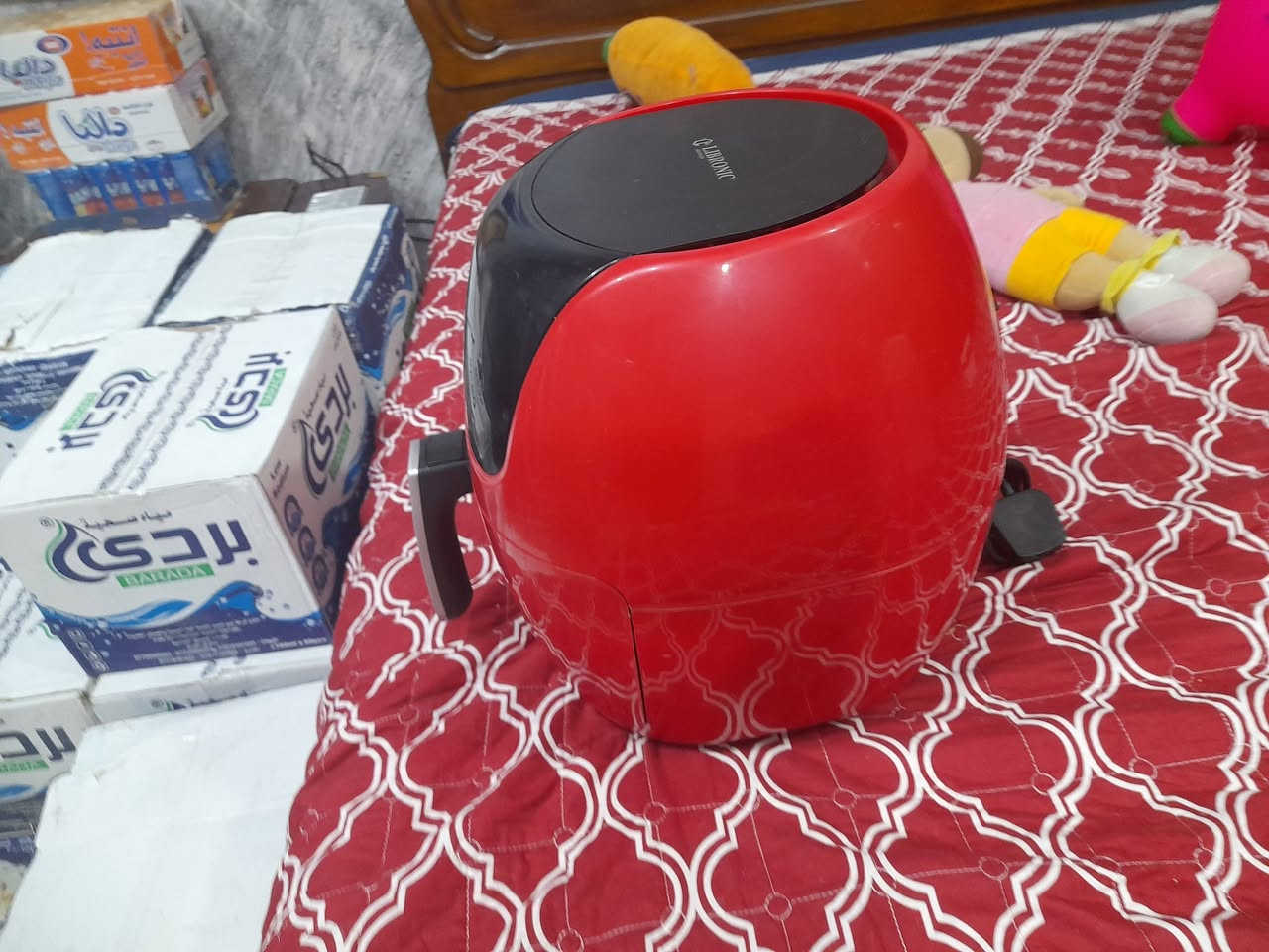 السلام عليكم ورحمة الله وبركاته قلاية هوائية جديدة مستعمل قليل جدآ السعر  15 فية ضرار مكاني بغداد *********** واتساب
