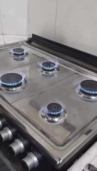 صيانة طباخات الغازيه والكهربائيه صيانه داخل المنزل كادر متميز نتواجد ف...