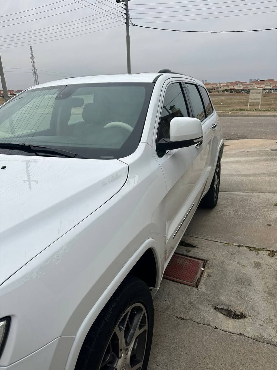 جيب 2019 خليجي هارلم 
اوڤرلاند السياره فوول للاخير بانوراما جكات 
معروفه مواصفات الاوڤرلاند
رقم اربيل تحويل مباشر 
كفاله عامه السياره من كلشي
ماشيه 70 
السعر 293
***********
مكاني المنصور
