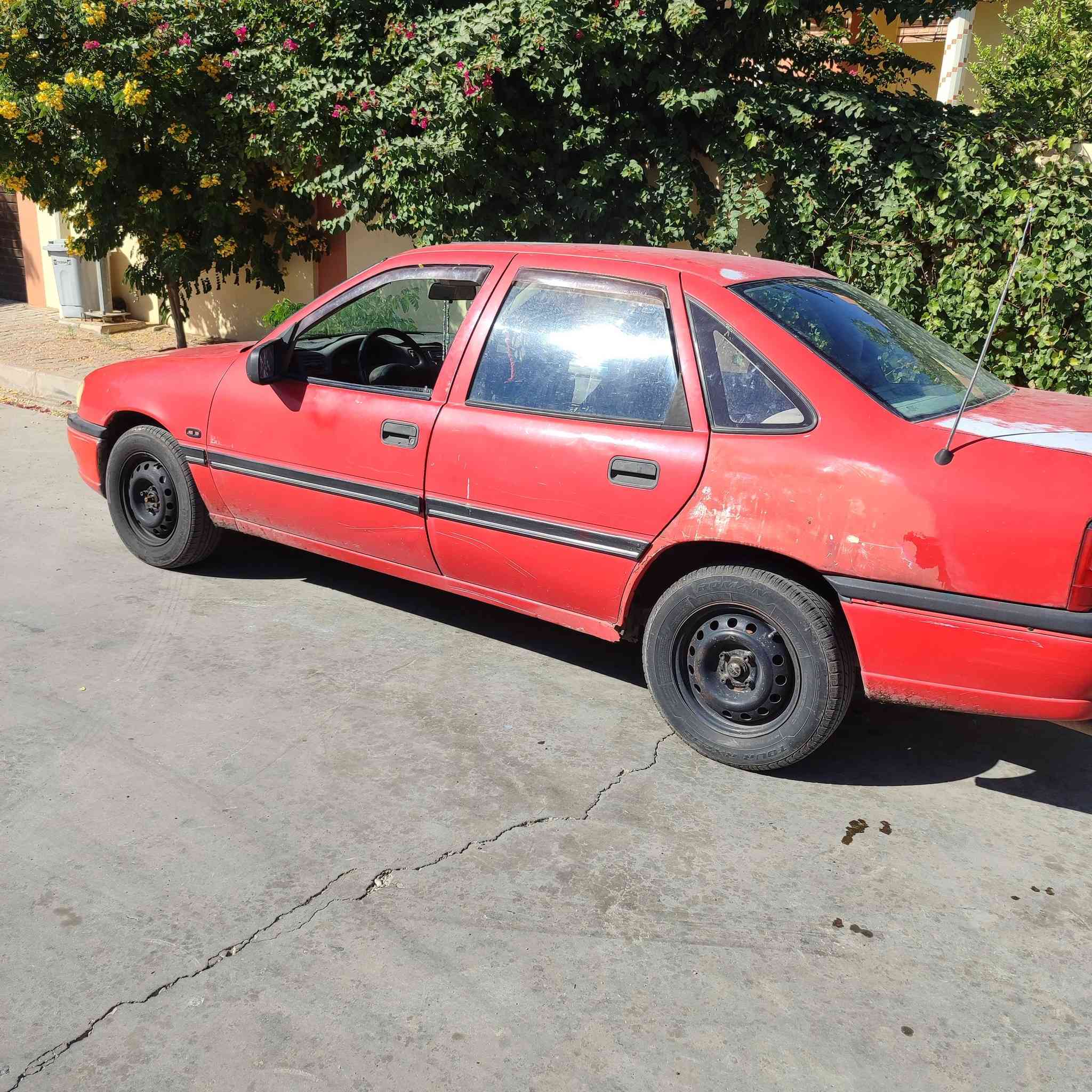 اوبل فيكترا موديل 92للبيع حجم 18مشروع وطني كركوك شرط التحويل قفل مركزي سلايت كل عالادبلاد دفتر بانزين 
مكان كركوك 
السعر 43بيه مجال قليل
مكان كركوك 
***********
