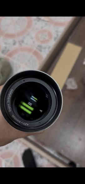 لينز كاميرة مع ستاند كامرة كما موضح في صورة للسعر تواصل على خاص او انتصل على هذا رقم ***********
