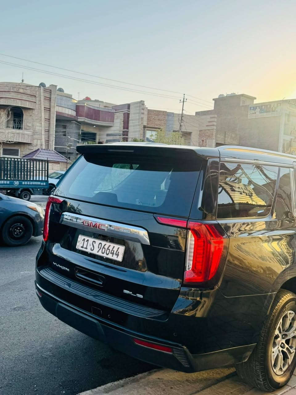 جمسي يوكن ٣٠٢٣ SLE خليجي وكالة المنصور مكفولة كفالة عامة من بارد او صبغ ماشية ٧٠ الف كيلو محرك V8 5300 المرغوب محرك كير بلادي مملعوب بيهن تبريد ثلج تخم تاير بسمي مكاني بغداد البنوك شارع الكنيسة السعر ٤٦٨... ***********
