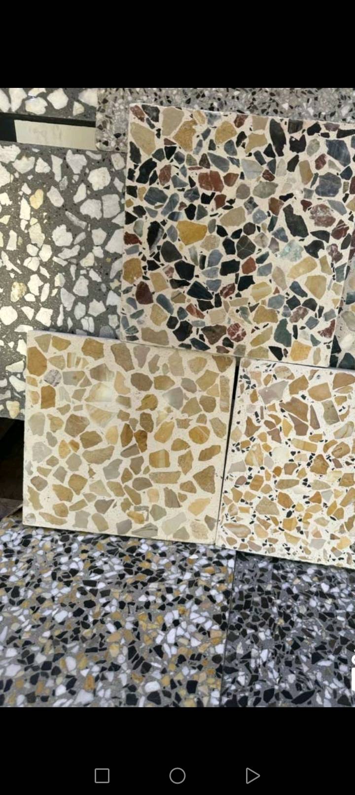 يوجد لدينا مواد بناء كافه رمل. حصو. جص. سمنت. طابوك. أسمنت أبيض. بورك معه التوصيل كافة مناطق البصره يوجد لدينا لوريات لنقل المواد ***********