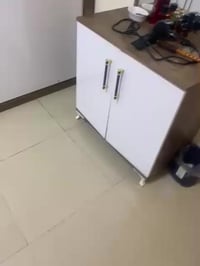 من رخصت الادمن غرفة 5 قطع استعمال قليل السعر 150 الف 077404565497