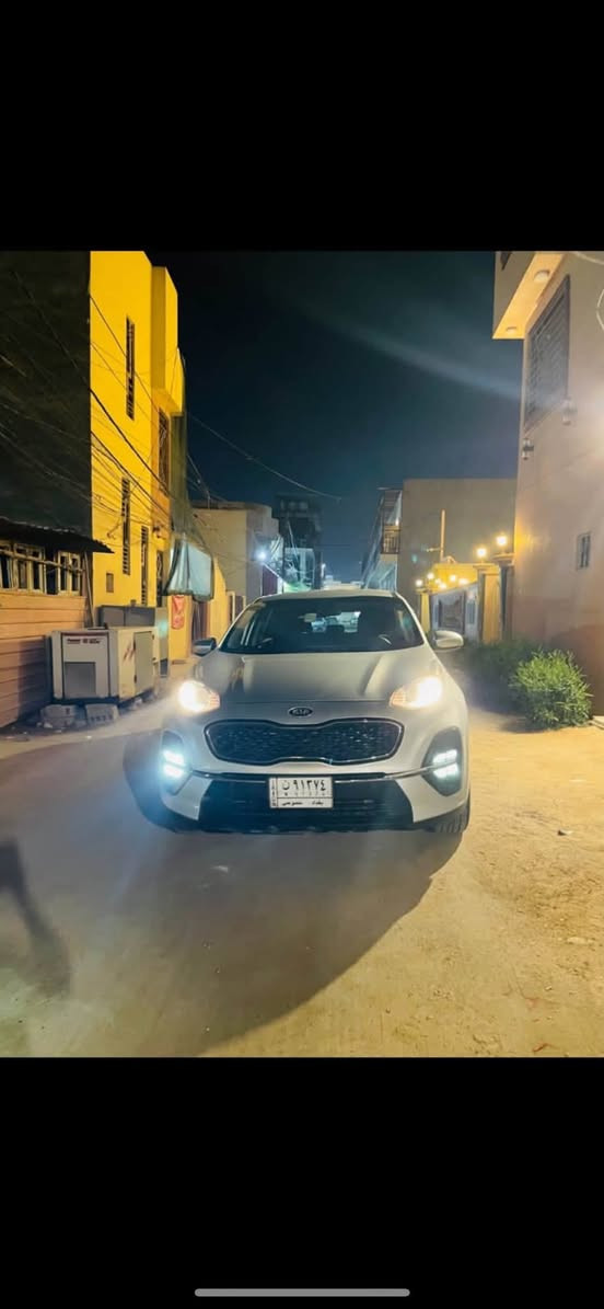 كيا سبورتج
موديل 2020
ماشيه 97 الف كيلو
 حادث بنيد فقط
محرك 2400
مواصفات شاشه كبيره انظمه قياده ثلاث وضعيات تحديد مسار رادار
للاستفسار ***********
