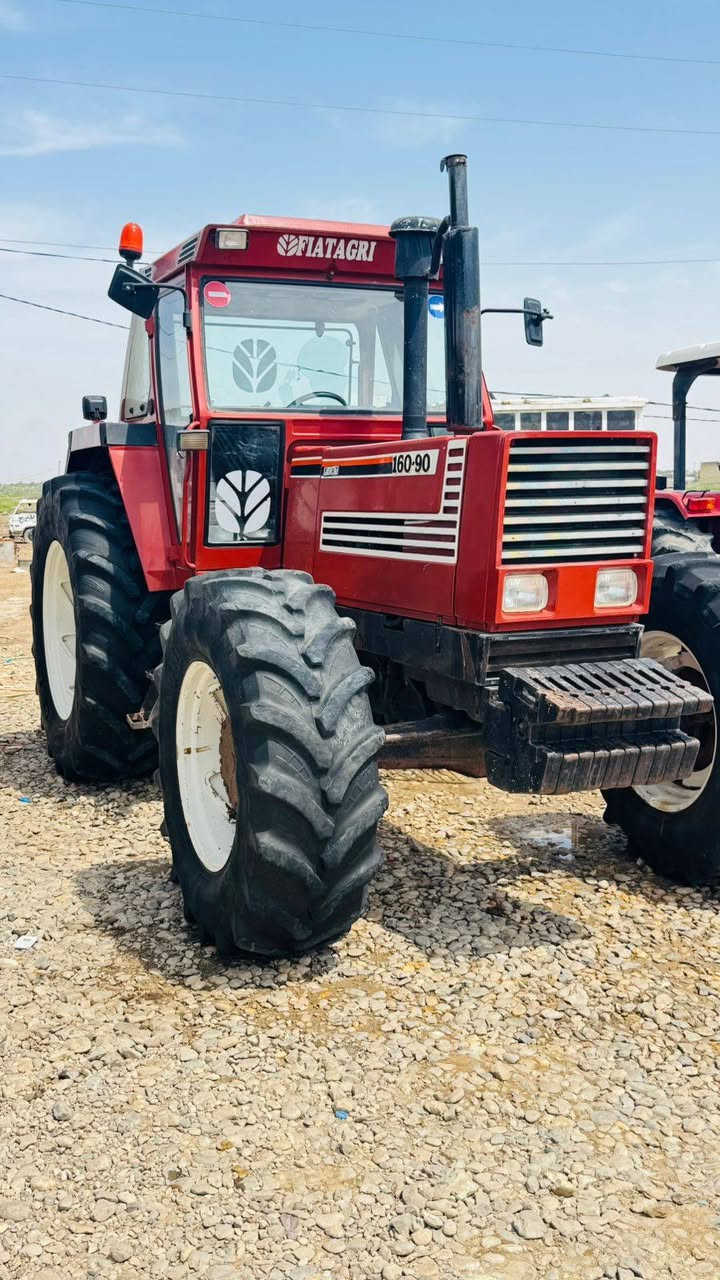 لليع مكينه 160 فول عادي جديد رقم وسنويه  واسط تحويل او وكاله
للستفسار تصال علئ رقم 📱  *********** 

عنوان واسط الزبيديه شارع المعارض  سعر 58 وبيه مجال
