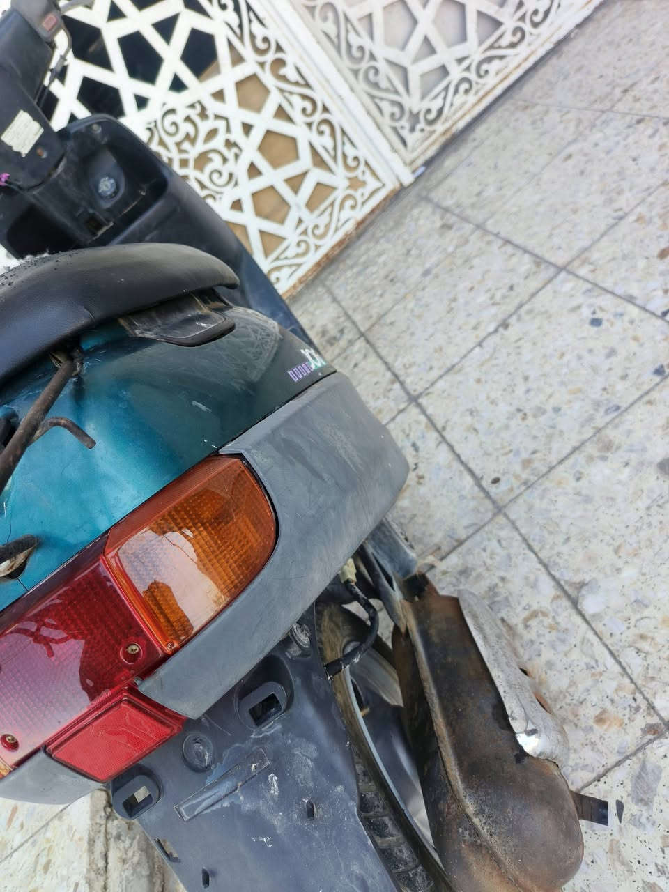 سلام عليكم دراجه بطه للبيع مكينه مامفتوحه كهربائيات كلهه شغاله كفرات بلاديه كلهن دراجه حلوه ومرتبه قفل ستيرن شغال قفل جنطه شغال نقصهه عداد مثل ماموضح بلصوره ب250وبيهه مجال قليل مكاني بغداد حي اور رقمي ***********متواجد ويتساب
