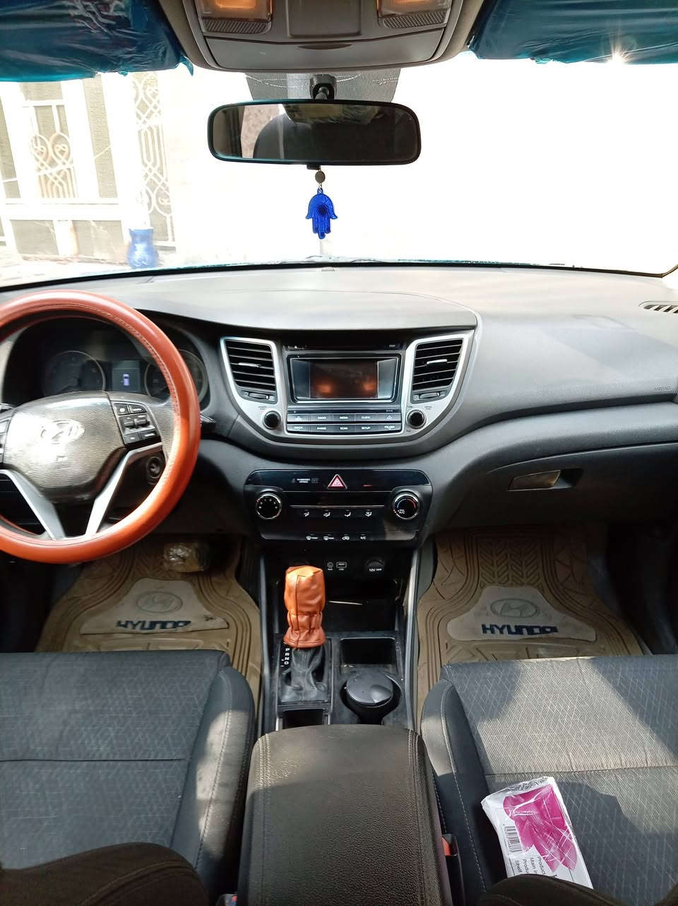 سلام عليكم 
سياره توسان مديل 16
سياره كفاله عامه 
رقمه ميسان 
مكان ميسان العماره
الستفسار ***********
