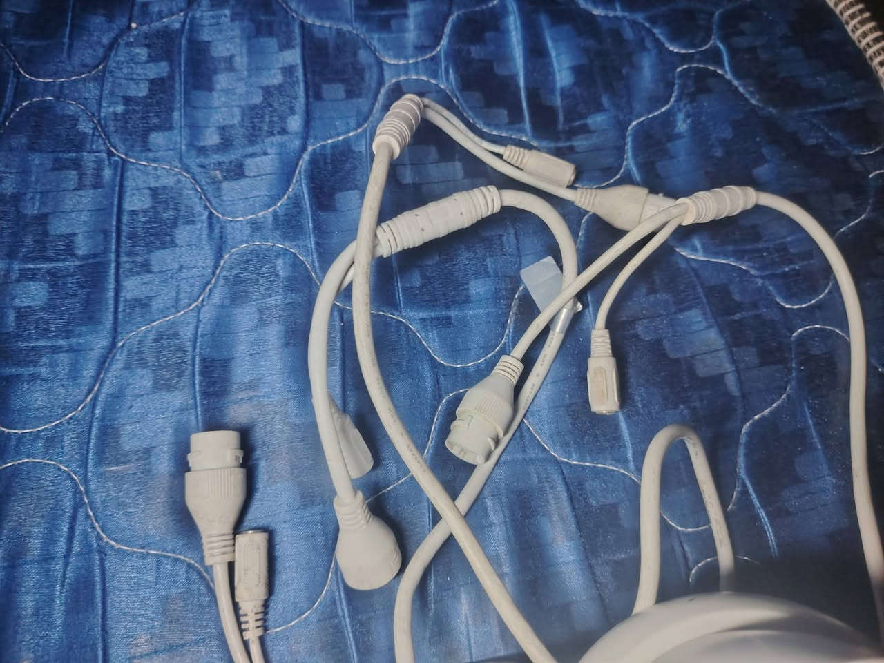 للبيع كامرات مراقبه سعر الواحد ١٥ نوع دهواى الصليه فيشه اي بي مكانه نجف الاشرف كوفه دور الحوزة مقابيل مجمع الجنابي ***********
