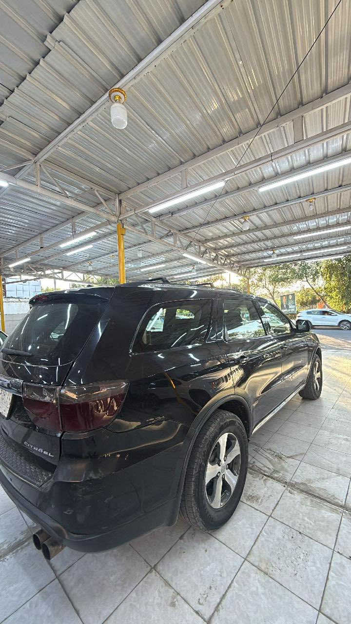 سلام عليكم 
دورنكو موديل 2013  
السياره جاهزه 
مراوس حسب القناعه 
رقم جديد 
هزه جديده 
ابيع حزام بدون دواخل 
مكاني بغداد حي اور 
مراوس فقط حسب القناعة 
***********
