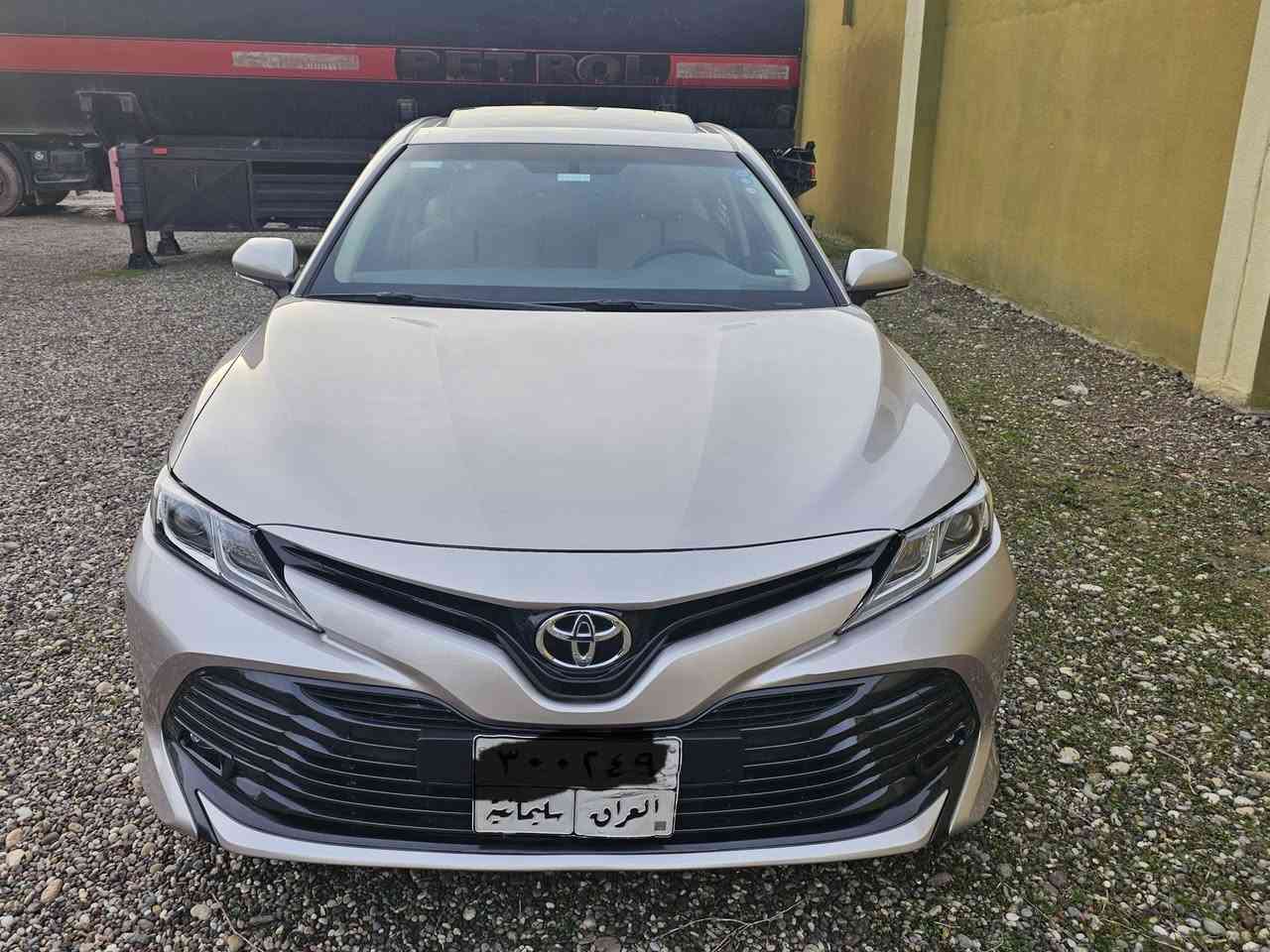 تويوتا كامري ٢٠٢٠ خليجي فول مواصفات بصمه سلايت كشن كهربائي شحن موبايل لاسلكي برده خلفيه حساسات امامي خلفي رقم شمالي شرط التحويل مكفوله على وضع الشركه ماشيه ٣٣ كم فقط
تلفون/***********
