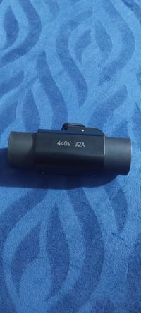 ادابتر تسلا • ٣٢ امبير • ٤٤٠ فولت