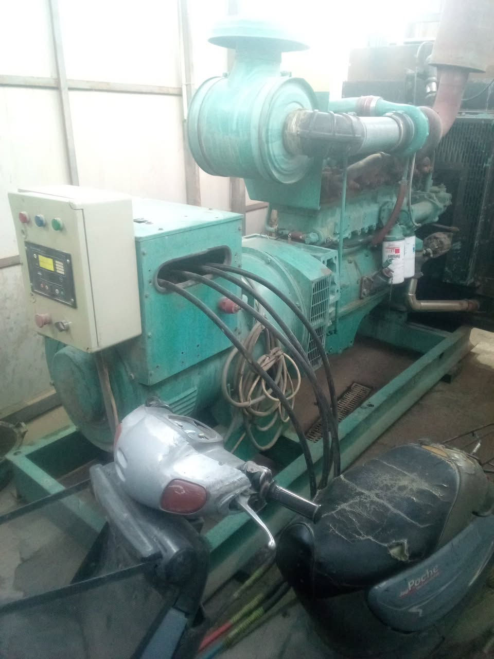 مكينه للبيع للاستفسار عل هذا الرقم مكينه زينه ومناسبه  الشراي يتصل عل هذا الرقم ‭0773 240 4293‬
