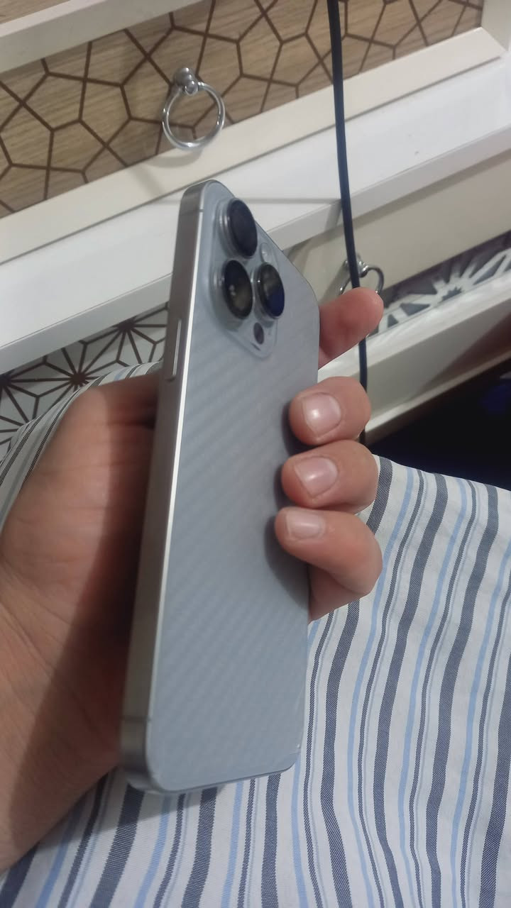 ايفون 15بروماكس شرق أوسط مكفول  بطاريه88عد دورات462بيه كسر نعم بالظهر ماثر عليه كمل مالحقاته
مكاني شطره


**إذا كنت صاحب هذا الإعلان وتريد حذفه لأي سبب، رجاءا أرسل رسالة إلى الدعم الفني**