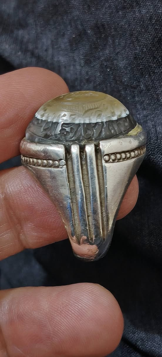 جزع بقري يماني منقوش حرز السيد علي القاضي صياغة البحرين قياس الخاتم ٢٠ يوجد توصيل


**إذا كنت صاحب هذا الإعلان وتريد حذفه لأي سبب، رجاءا أرسل رسالة إلى الدعم الفني**