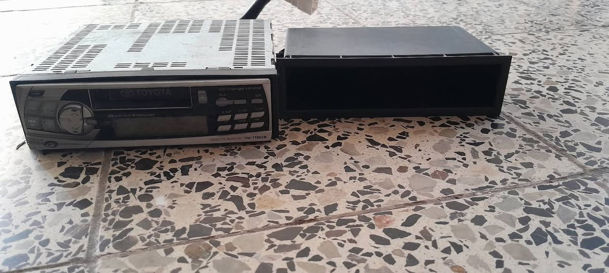 #للبيع
زوج تاير حجم ١٥ مال بيكم تيوتا

مسجل ٢٠٠١ تيوتا فلاحي 

مسجل +نفاظة مال ٢٠٠٤ تيوتا تك 

لحية ٢٠٠١ مستعمل***********
