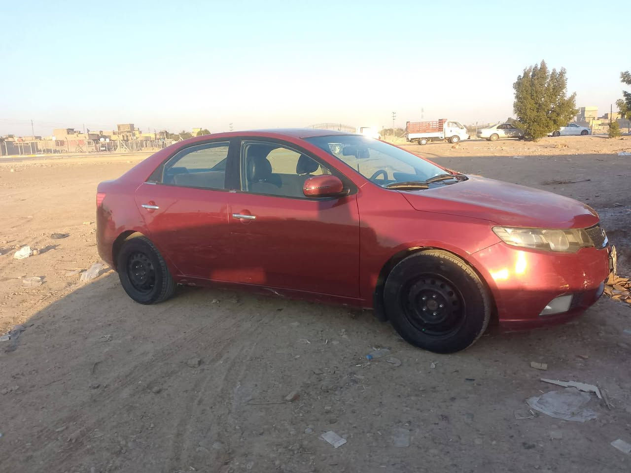 سلام عليكم 
سيارة سيراتو خليجية موديل 2011 
 تريد تحويل تريد وكالة حاضرين السعر 90 وبيهة مجال
ملاحظة اني مكلف ب النشر
هاذة راعي السيارة ***********
