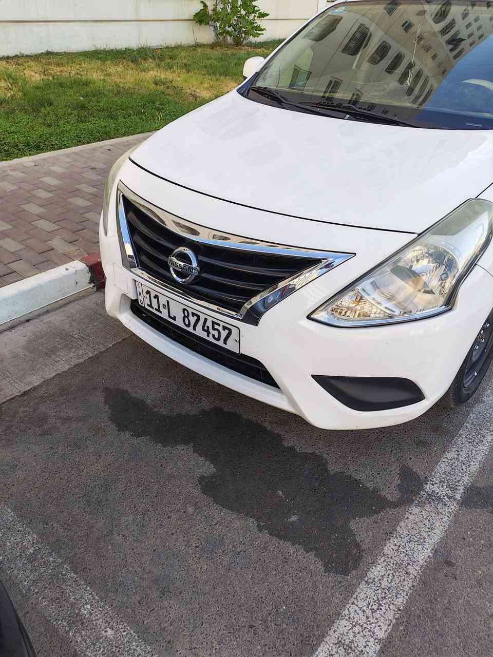 السلام عليكم
نيسان سني هندي بليته زركة موديل ٢٠٢١ ماشية ١١٩كيلو رقم بغداد بسمي
السيارة بدون صبغ ولا تبديل اي قطعة بيهه رصعات خفيفة كلش قمارة وبنيد 
السعر ١٠٣ وبيهه مجال الشراي يتصل على الرقم
***********

