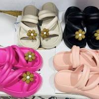 سليبر نسائي • ٤ ألوان • قيصرية الفجر الثانية