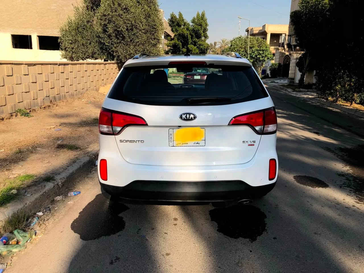 لسلام عليكم
سورنتو 14 EXوارد امريكي حادث دعاميه فقط تبديل يعني لالغد ولا شاصي ولاراديتر الايرباكات كلها مكفوله سياره بيها بعض الملاحضات 
مكينه 6سلندر GDI  
بصمه +بصمتين بالباب 
داخل اسود +صاج اسود ملكي 
بردات خلفيه 
اناره ليزريه بالباب +اناره بالقبظه مال الباب 
بنراما 
نيكل بلادي
‏ABSمانع انزلاق  
فول تحكم ستيرن +كروز سرعه 
10ايرباكات 
7سماعات انڤنتي 
شاشه كبيره بلاديه فول كلشي بيها 
كشنات فول كهرباء حار بارد +خزن ميموري 
مري جانبي اشاره +قلاب عل بك +شفط 
رادار جانبي 
كامره خلفيه +حساسات 
جنطه كهرباء 
عينه عرض اطال 
حساساسات 
وبعد بيها مواصفات متحظرني سياره نظيفه وحلوه كامله من كلشي ومابيها نقص رقم بغداد الماني سعرها ب175 وبيها مجال للجاد بالشراء عنوان بغداد الكرخ 
***********
