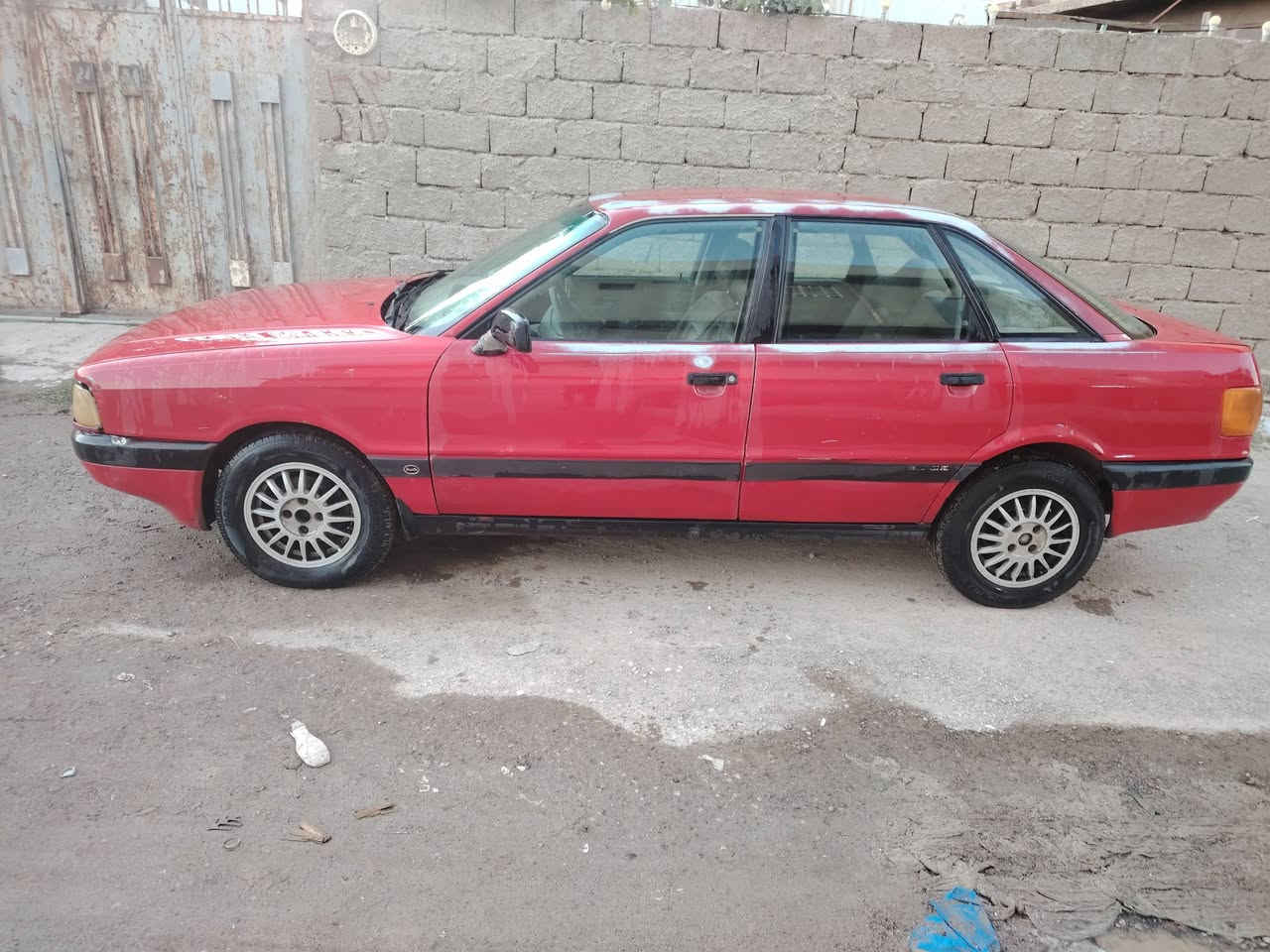 السلام عليكم
اودي للبيع بيها وكاله على وكالة
يعني بدون تحويل
السعر ١٠ ورقات
اي استفسار 
هذا رقمي
***********
