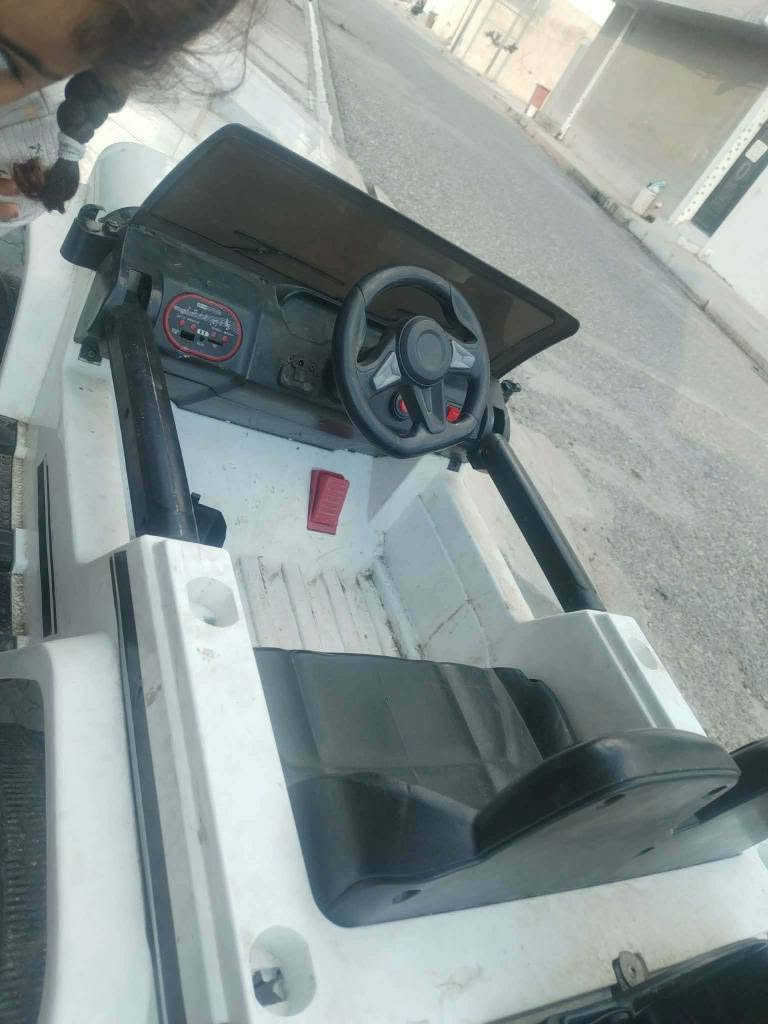 سياره اطفال للبيع اخو الجديد شرط النظافه 100% سياره حلوه ومرتبه طائرات نظيف بس ناقص له باطري سعره 75 وبيها مجال للطيبين 
شراي يخاب الرقم*********** كركوك, العراق
