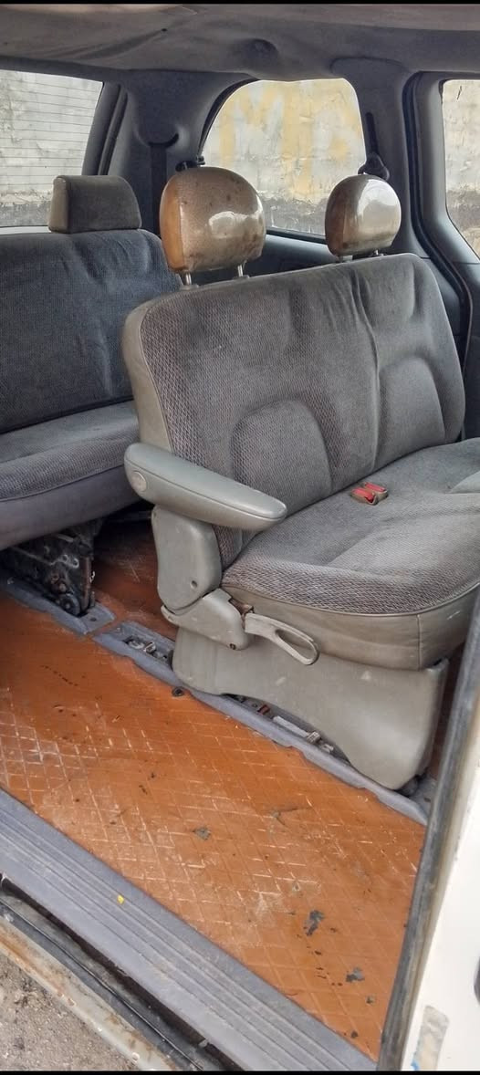 السلام عليكم دورج كرنفال مديل 2000رقم بغداد بسمي محرك ياباني تبريد قطعة واحدة العنوان كربلاء السعر 35تواصل ***********
