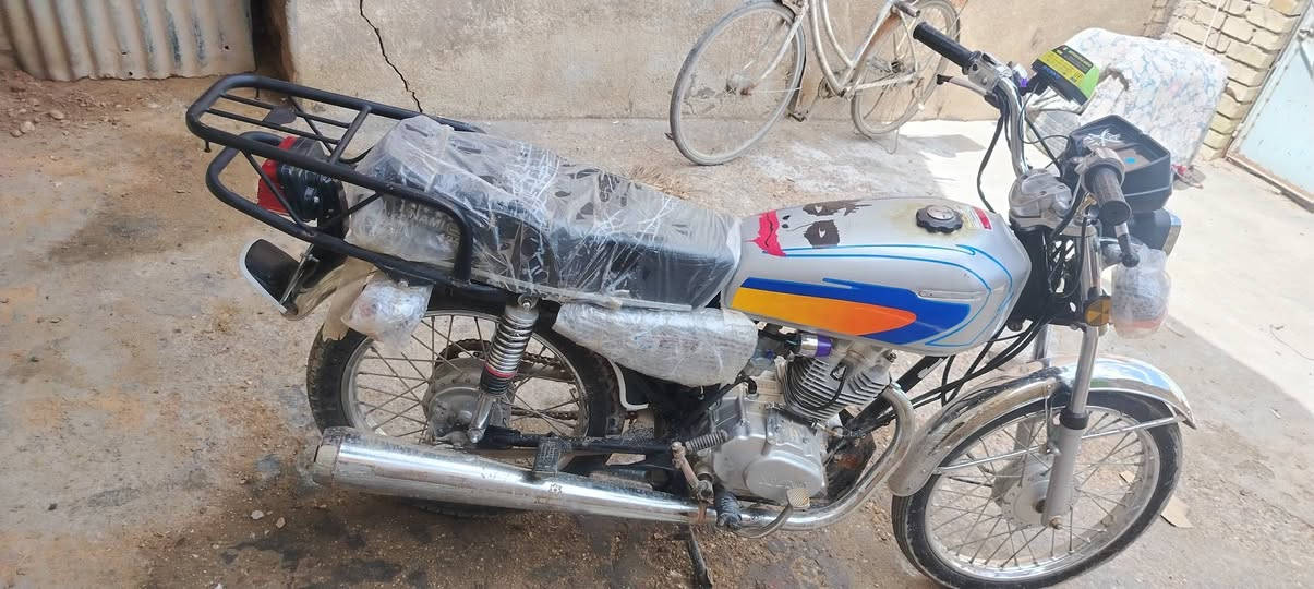 دراجه نامه للبيع
***********
