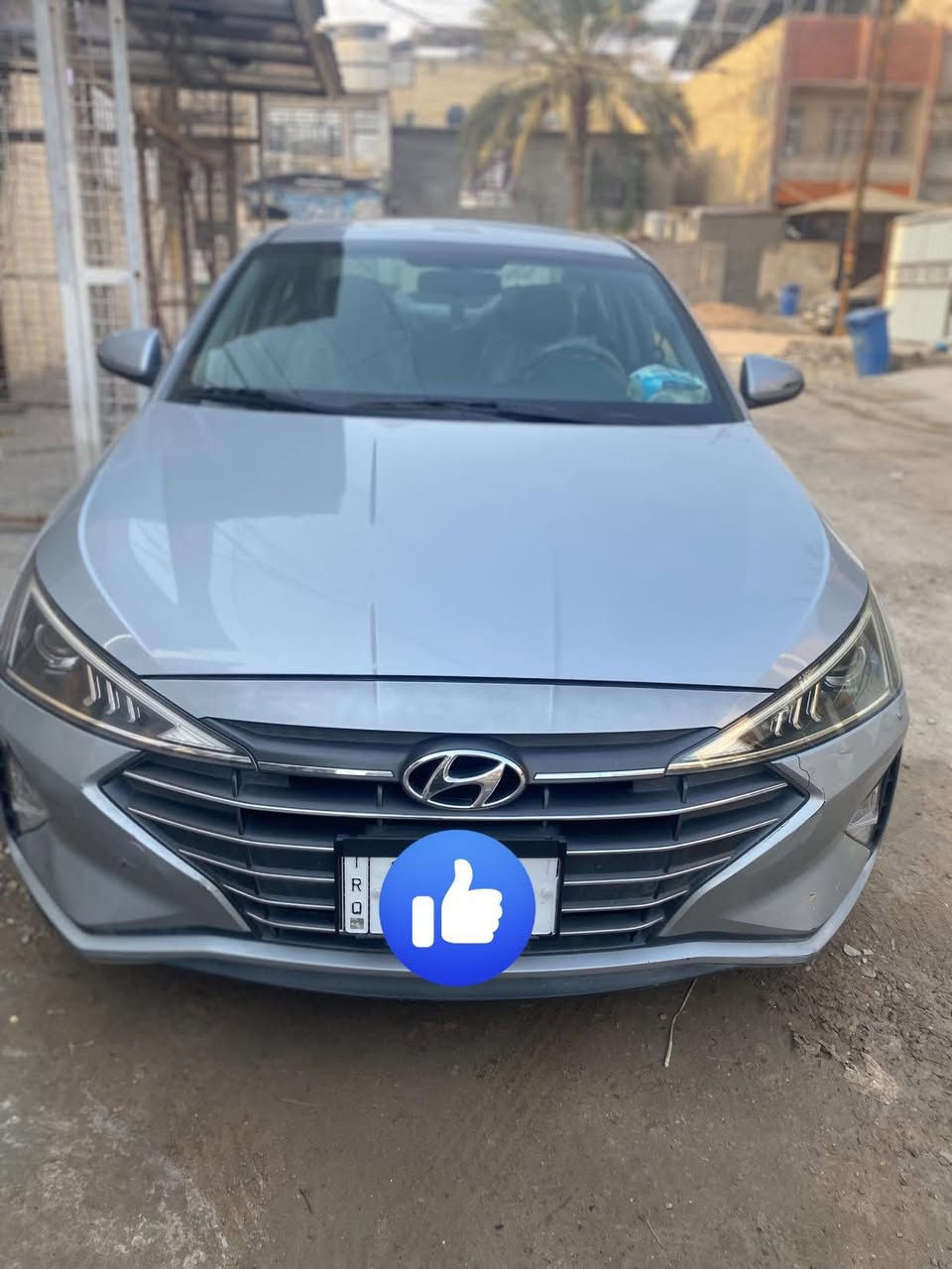 السلام عليكم ورحمة الله وبركاته  سياره انترى خليجي  وكاله نص فول جديده سياره  تبريد حداديه كله وضع الشركه شرط حته الحداديه مال شركه لسا مامفتوح ترايه زيرو سيار بل كارتون مكفوله من التبديل والكص والصبغ  والتعمير السياره كلهه  مكفوله  بس بيهه طخه كلش كلش صغيره بصف الدعاميه الوره وهاهيه فقط باقيه على وضعيتها كلين وكاله  ماشيه ١٠٠
مكينه دوش 
كير At
السياره نص فول
فول تحكمات ستيرن 
قطعتين تبريد 
شاشه وكار بلاي.  بلاديه  
تحكمات مري
رادارات جانبيه
رادارات خلفيه 
رادارات امامي 
تحديد مسار 
وكروز سرعه 
قياده ذاتيه 
صندوق ذكي 
انارة ترحيبيه  
كامره اماميه 
كامره خلفيه 
لد امامي  ً 
وبعد بيهه مواصفات 
السياره سنويه  لحد سنه 2031 باسمي.رقم انكليزي هزه ٢٠٢٦ ثاني يوم احولك  السياره سعره١٥٢  ورقه وبيهه مجال للشراي  للتوضيح السياره مال بيت يعني  استخدام شخصي  @ رقمي ***********
