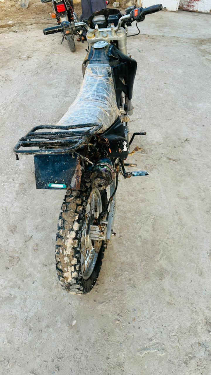 قفاز للبيع يراني مكينه بلادي 200/ كهربائيات جاهزه 
السعر 600 وبيه مجال للطيبين 
مكان ميسان علي الشرقي 
الرقم ***********
