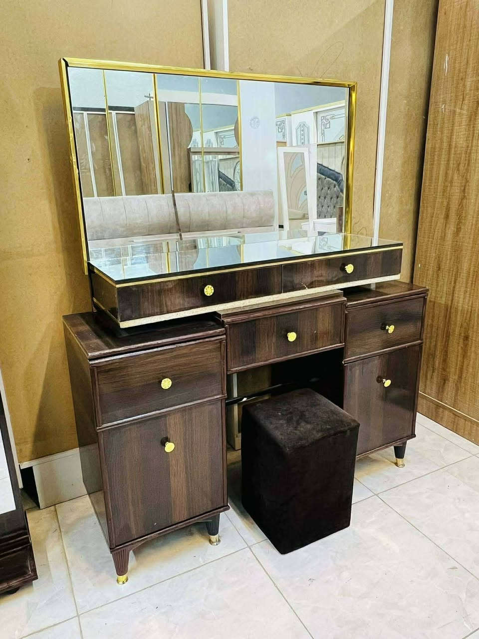 غرفه 8 قطع نضيفه شد وتوصيل مجاني


**إذا كنت صاحب هذا الإعلان وتريد حذفه لأي سبب، رجاءا أرسل رسالة إلى الدعم الفني**