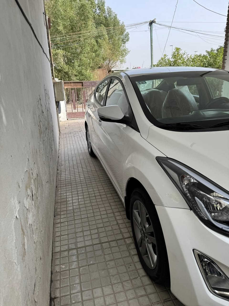 سلام عليكم النتره 16 خليجي رقم ذي قار السياره ترايه اذا مو مال زيرو تخذه بلاش ماكو شي مابدله بيدي مكاني بغداد شارع فلسطين 
***********  مسويله سونر مرفق معه الصور  السعر 110
