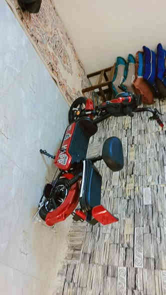 دراجة البيع عنوان جسر ديالي
***********
