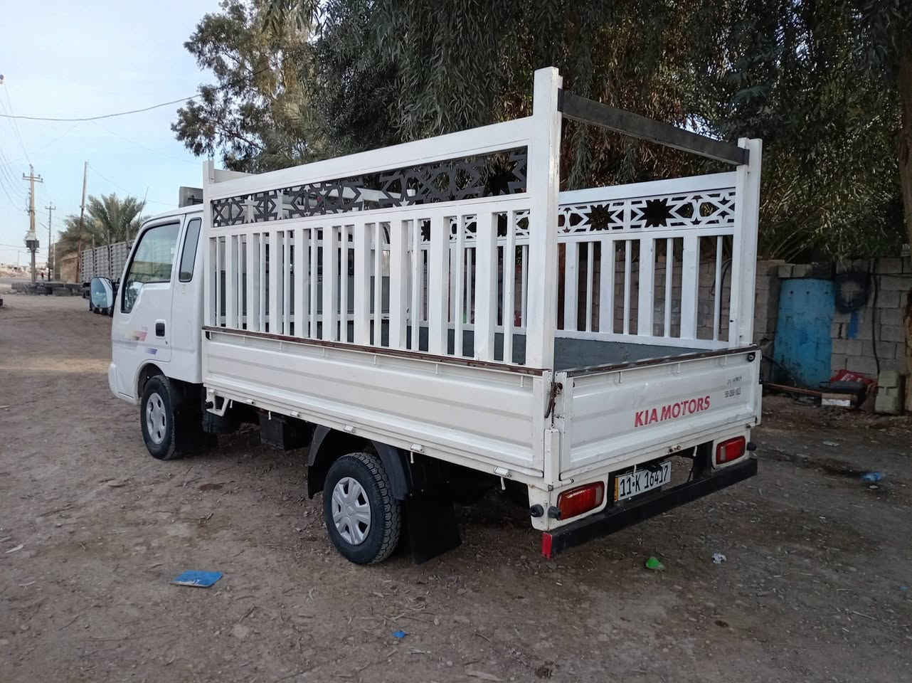 السلام عليكم للبيع كيا أم عيون موديل 2000مكفوله كفاله عامه سياره جديده عله بلاد مكاني ديالى كنعان 
ستفسار أكثر ***********
