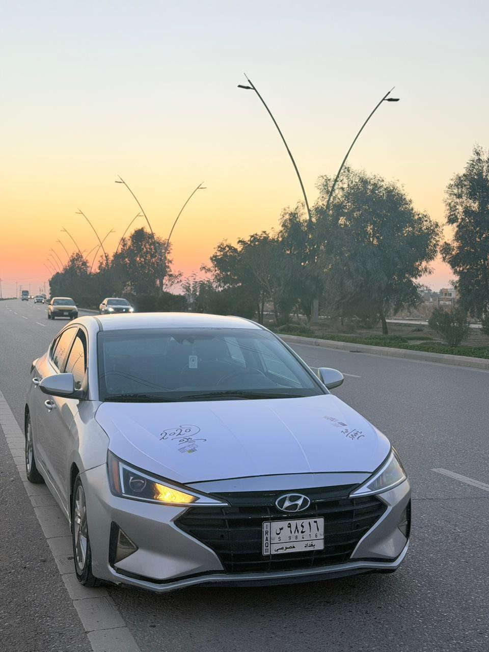 هونداي النترا 2020 رقم بغداد باسمي
ضرر قطعتين جامرلغ وبنيد 
كير ايتي مال 18 
مكينه 2000 دوش بلاديه 
كير مكينه صدر تبريد تدفئه بشرط
العنوان ديالى بعقوبه تقاطع القدس
***********
***********
السعر129 وبيه مجال
