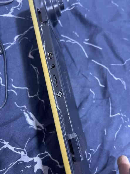 مرايه وكامره جوكر ترهم عله جميع السيارات وينشد عليه رام وتحفظ التصوير مكان بل حله ***********
