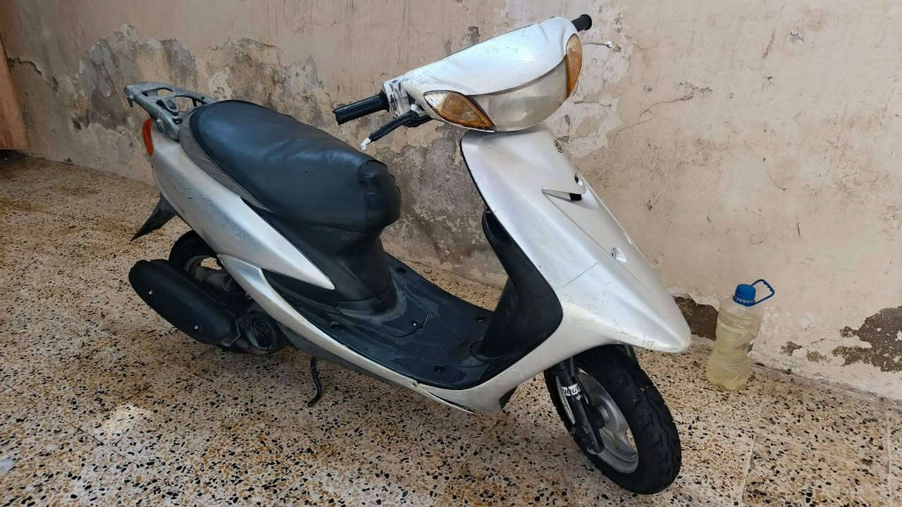 فرخ لكزز
للبيع 
ورمنيه كلها شغاله 
سلف شغال بس ينردله باتري 
مابي صوت اكسن 
محرك معمر بستم شرط مال كصه 
قطاره بل بانزين  حيل نضيف 
عنوان موصل ايسر حي الحدباء 
سعر 250 بي مجاال  
بي وتساب ***********
