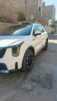 سورنتو 2025 خليجي رقم بغداد بأسمي مكفوله من الصبغ والبارد  6 سلندر بان...