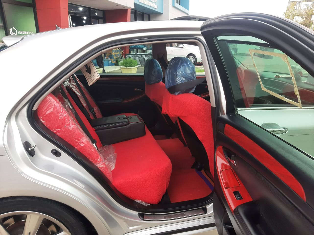 به ناوى خواى گه وره
ئه م به رخه جوانه بؤ فرؤشت
شاهينه موس موس مؤديل 2005
سبؤرت بيلاد سبؤرت
گيرومه كينه گه وره واته 182 
بيدوو كه ل به شه رتى 10 فيته ر
ناوره ش ساج هه نارى 
كوشن جلدوو هيته ر
سلايد و كاميرا
تايه و ويل دنگه 
ئا وينه ئيشاره ت 
ساردوو گه رمى به سراوه سه خفى وه ك شوشه وايه
بيجالو شوختو قو پاوى 
هه مو كيانى له سه ر ده قى شه ريكه ماوه ته وه لؤك لؤ كه 
تكايه به س فرؤشتنه كؤرينه واناكه ين 
شوين سه يد سادق 
ژ.ت.***********
ژ.ت.***********
