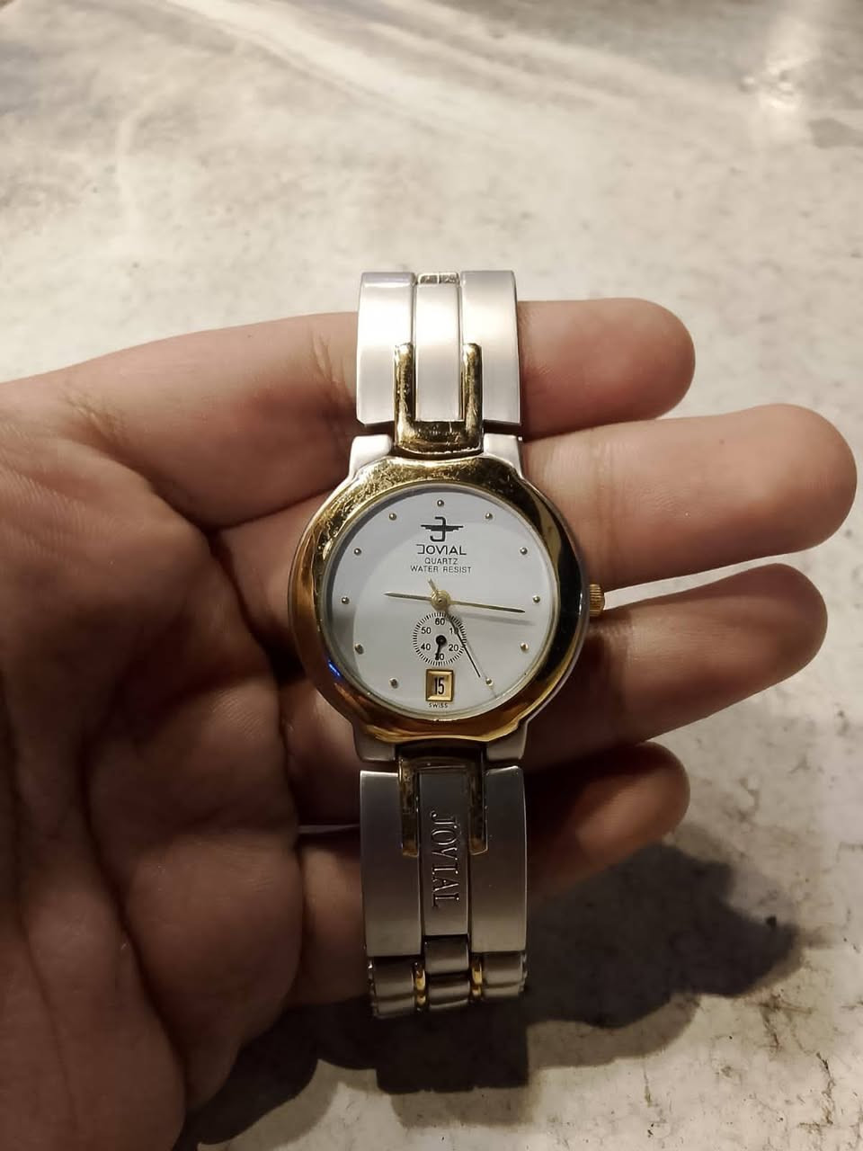 السلام عليكم كل ساعة وسعرها 
@إشارة


**إذا كنت صاحب هذا الإعلان وتريد حذفه لأي سبب، رجاءا أرسل رسالة إلى الدعم الفني**