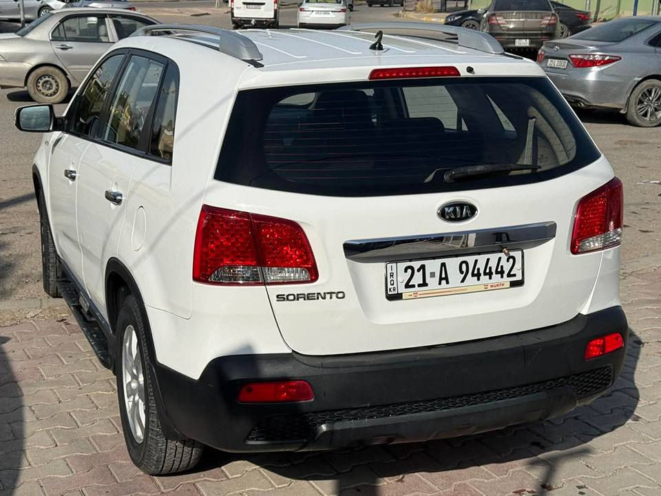 نوع السياره  كيا سورنتو
موديل 2011
124km ماشيه
محرك 4 / 2400
بدون صبغ مكفوله
150$ بي مجال 
للاستفسار ***********
العنوان ديالى خانقين/ معرض خانقين للسيارات
