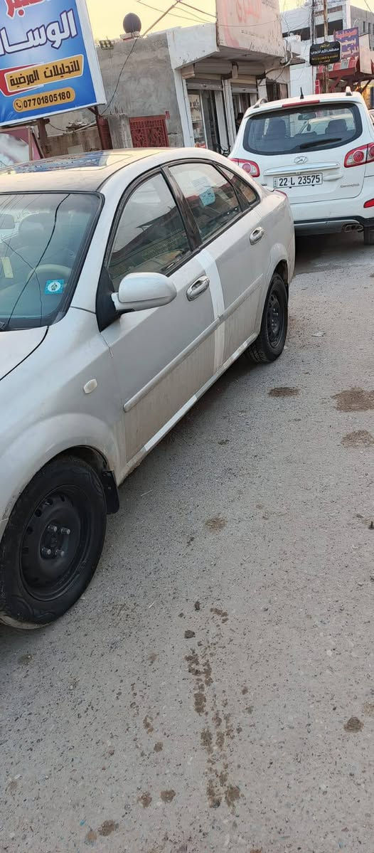 وبتره موديل2008 رقمة صلاح الدين كير ومحرك شرط بيها ضربه من وره وبل جاملق فقط السعر 68 وبيها مجال بسيط وذا مراوس عادي رقم الهاتف ***********
