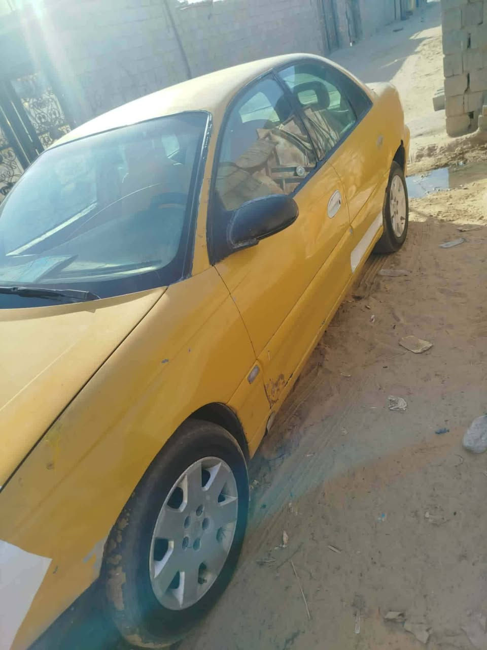 السلام عيكم 
اوبل 2001 مكينه بطه بيه بالبصره موجوده رقم قادسيه تخم تاير بدون راعي غرمات والهيئه ع مشتري سنويه عاج سعرها 14
تلفون ***********
