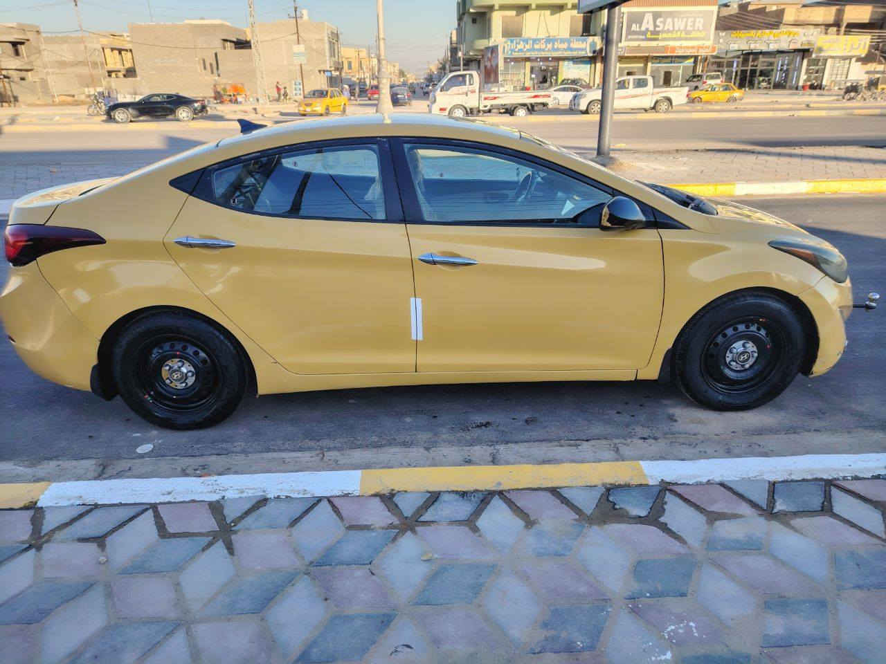 السلام عليكم
النترا موديل 2015 أمريكي بيها جاملغ السايق مبدل مكينه جديده 1800 السعر 108$ وبيها مجال للشراي رقم انكليزي السياره بأسمي ما متواجد نت 
رقم ***********
رقم ***********
