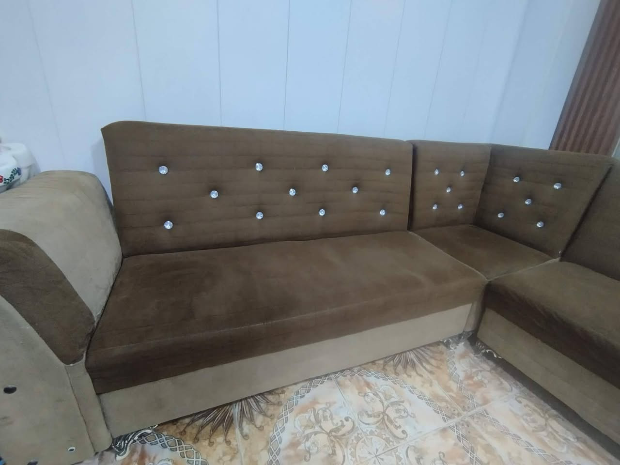 ديوان كلش نضيف اي كسر مابيه بسعر 125 وبيه مجال مكان كربلاء سايدين حي المهندسين


**إذا كنت صاحب هذا الإعلان وتريد حذفه لأي سبب، رجاءا أرسل رسالة إلى الدعم الفني**