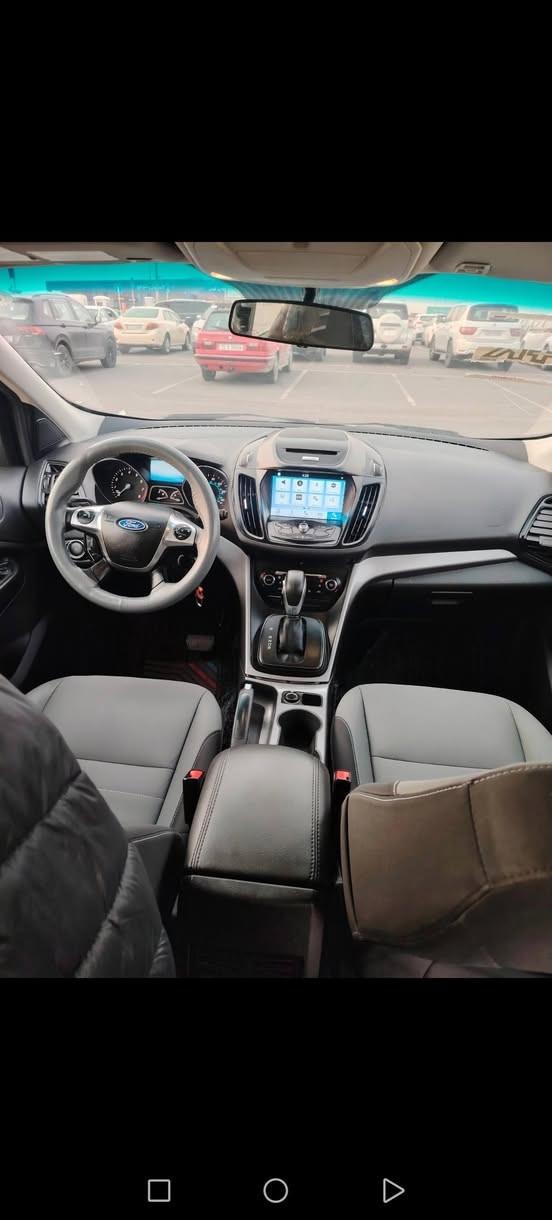 فورد اسكيب 2016 مواصفاتseقطعتين صبغ بدون دواخل محرك 16تيربو للاستفسار الاتصال على الرقم *********** مكانه أربيل أربيل, العراق
