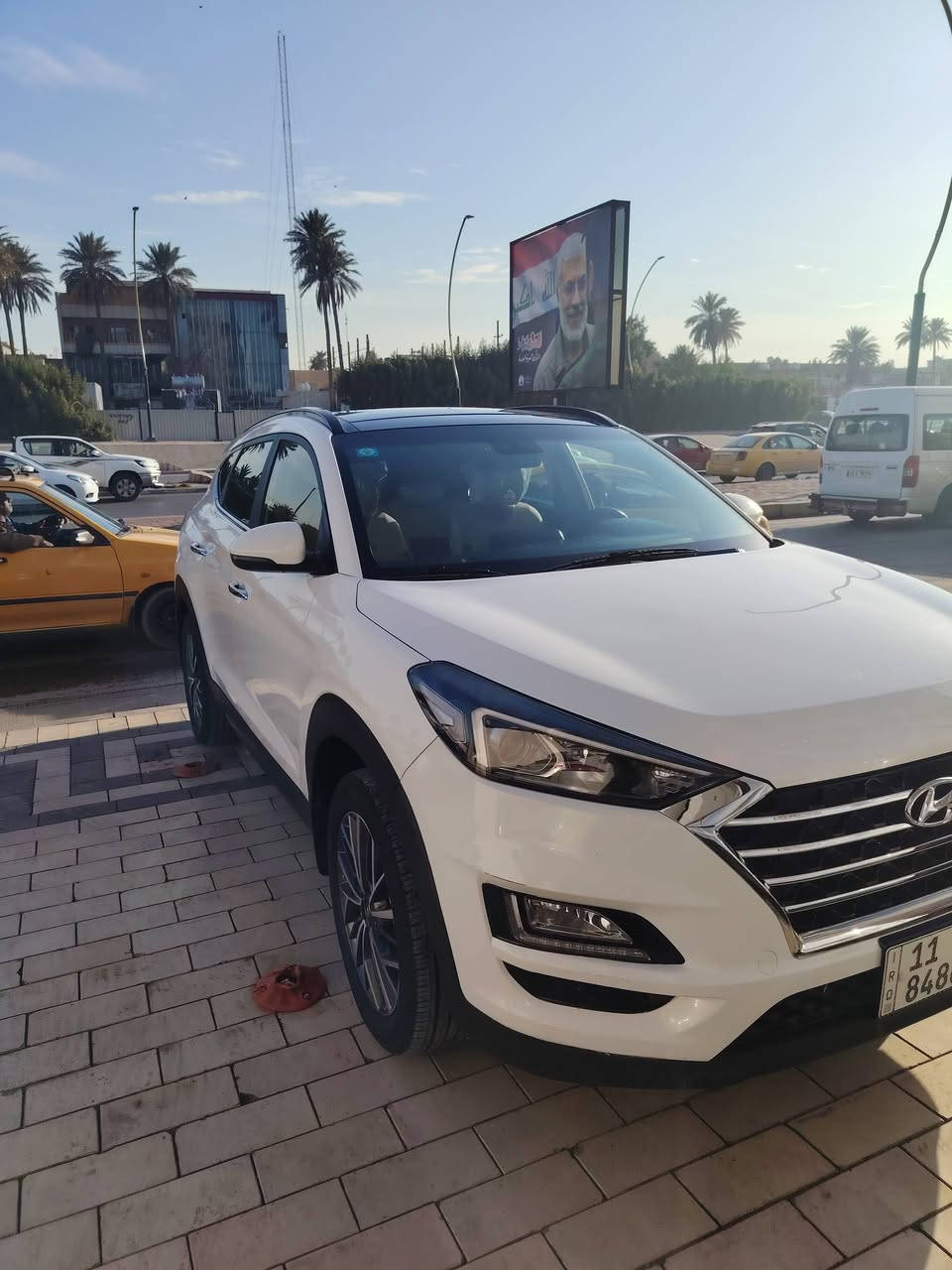 توسان ٢٠٢٠ خليجي فول مواصفات لايت عدستين
ماشية ٧٦ بدون صبغ بيها مكانين بارد صغار وسونار جديد مرفق مع الصور
بصمة تشغيل وابواب وجنطة 
فتحة سقف بانوراما 
حساسات امامي وخلفي
كشنات الامامية كهرباء 
شاشة ابل كار بلي 
كامرا خلفية دوارة
تبريد قطعتين 
اريل نفكيشن
سيارة جديدة محرك كير كفالة وداخلها جديد 
السعر ٢١٠ 
رقم الهاتف ***********
مكانها بغداد الاعظمية او سبع ابكار
