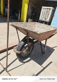 للبيع عربانه حديد ثقيل سعر 35 قفل رقم الهاتف 07719594093